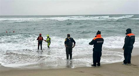 Naufragio A Crotone Chi Sono Le Vittime Un Bambino Di Anni Ha