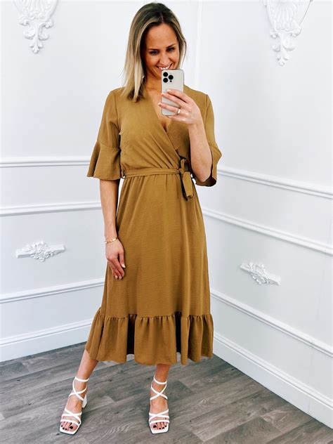 Midi Jurken · Blushfashionstore