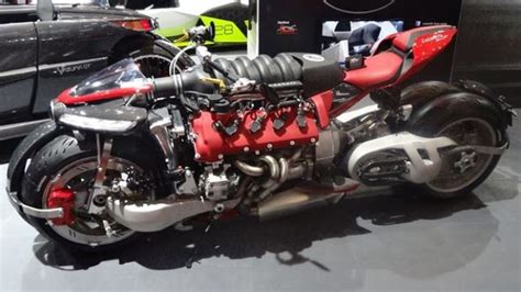 Lazareth Lm847 Una Moto Con Un V8 De Maserati