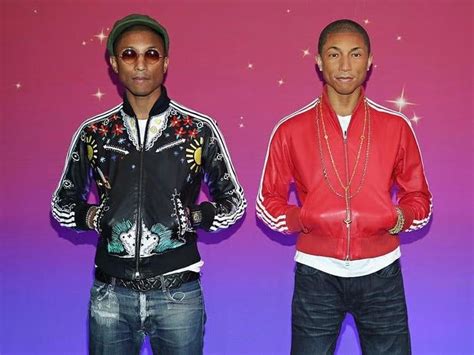 Celebrities Posing With Wax Figures Of Themselves Rpopculturechat