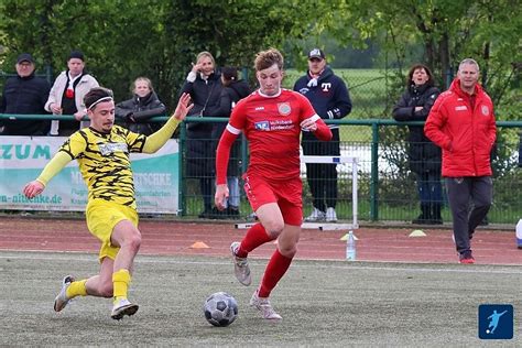 Oberliga Niederrhein Zwei Spiele Am Freitag Fupa