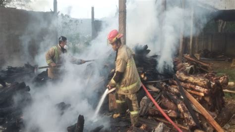 Pabrik Penggesekan Kayu Cikembar Sukabumi Ludes Terbakar Penyebab