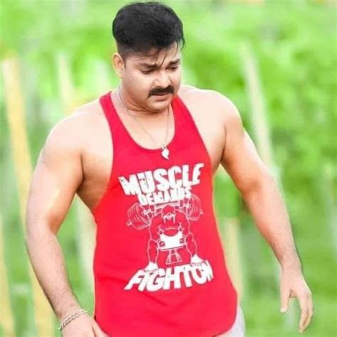 Bhojpuri Star Pawan Singh's latest shirtless photo | Pawan Singh Body ...