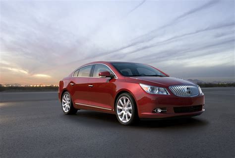 Hybrid Buick LaCrosse Expected