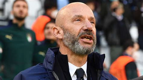 Come Sta Gianluca Vialli Il Ricovero A Londra E La Visita Della Madre