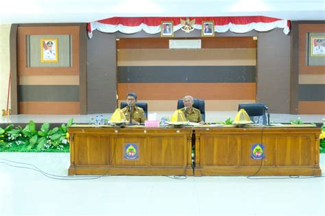 Pemkab Bupati Iksan Iskandar Launching Penerapan Tanda Tangan