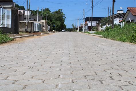 Criciúma inaugura pavimentação de 14 ruas na Quarta Linha neste fim de