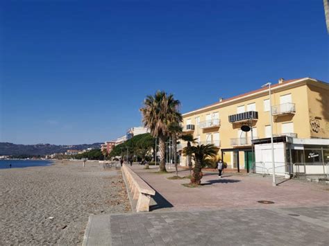 San Bartolomeo Al Mare Dal Al Luglio Torna Il Rovere Doro