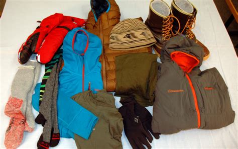 How To Stay Warm Hiking In The Winter 9 Tips Gearprovement