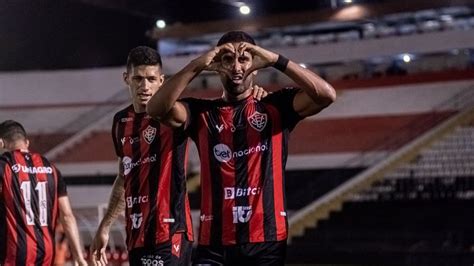 Tr Llez Tem Contrato Rescindido E Assina Time Da S Rie C Saiba Qual