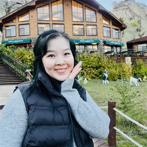 Vedette Mongolia - Арьсны хамгийн дотны найз ШАВАР МАСК Арьсны асуудал