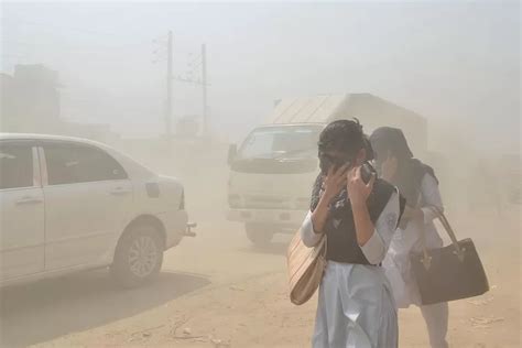 Waspada Kualitas Udara Tangerang Selatan Terburuk Di Indonesia Pada