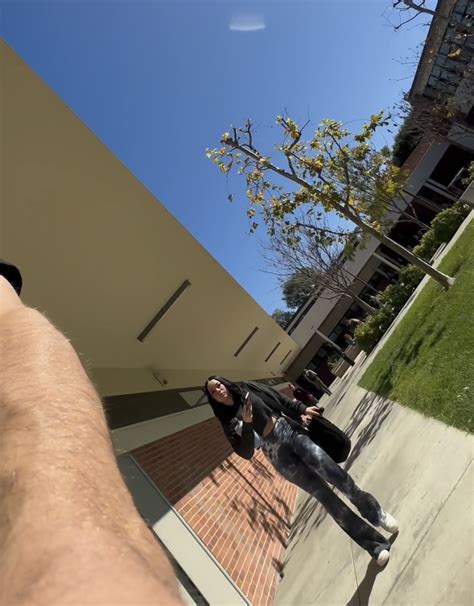 Amazing Ass On This Latina In Flares Not OC Spandex Leggings Yoga Pants Forum
