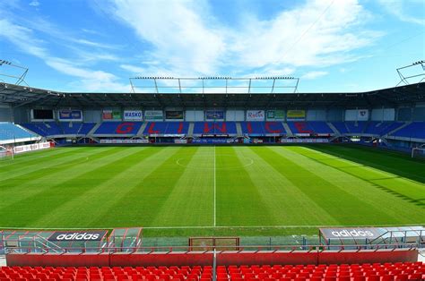 Stadion Miejski Im Piotra Wieczorka W Gliwicach Stadion Piasta