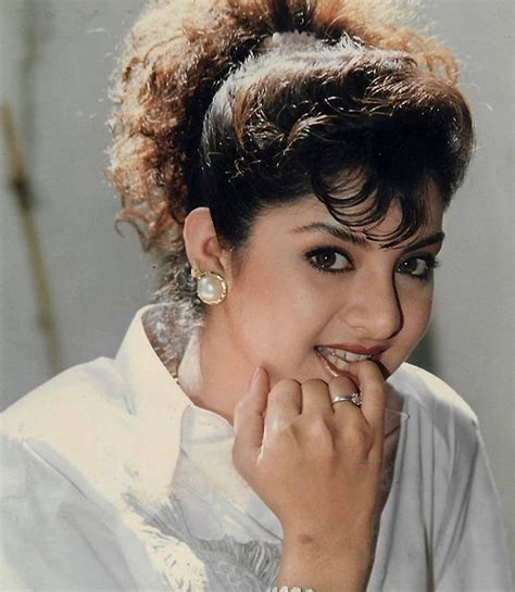 Divya Bharti Pic Divya Bharathi Hd Phone Wallpaper Pxfuel