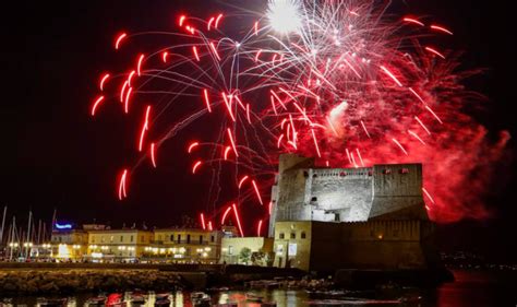 New Year S Eve In Naples Time And Location Of Fireworks