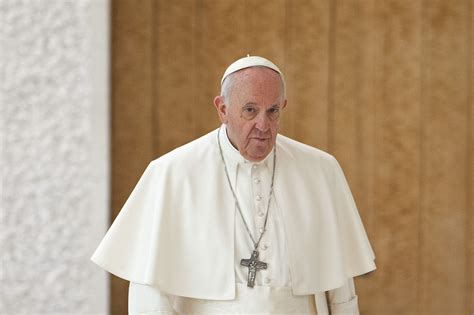 Papa Francisc este mesagerul păcii A avut o întrevedere cu un oficial