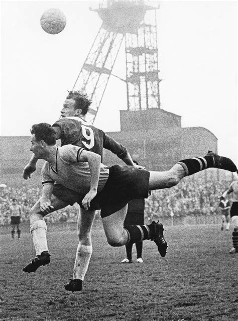 Sonderausstellung Mythos Und Moderne Fu Ball Im Ruhrgebiet Ruhr Museum