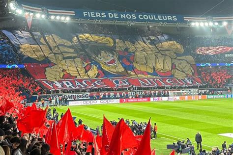 Voici L Extraordinaire Tifo Des Supporters Du PSG Avant La Rencontre En