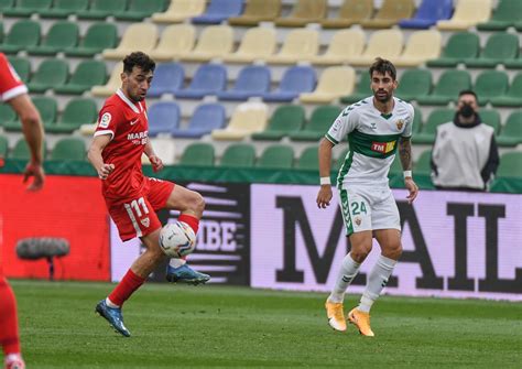 Sevilla's slump continues with 2-1 defeat at Elche - Football España