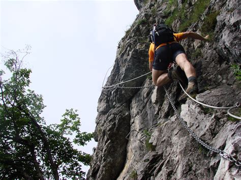 On Ice It Report Escursionismo Ferrata Centenario C A O Grona