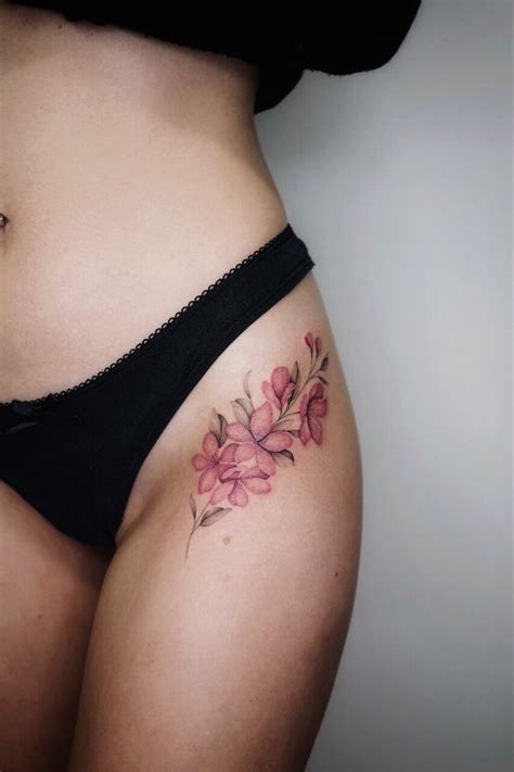 Flower Tattoo Ideas That Radiate Elegance And Beauty In