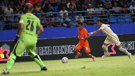 Hasil Babak I Skor Semen Padang Vs Persija Jakarta Liga Tonton