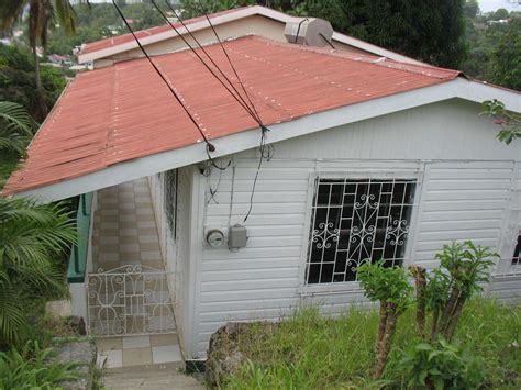 2 Storey Fixer Upper For Sale Located At The La Pansee Residential