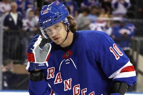 Rangers' Artemi Panarin should be OK after injury scare