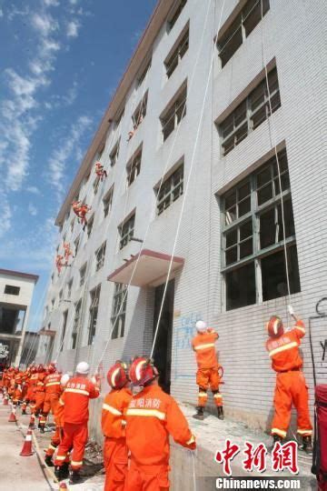 完全模拟地震真实场面 湖南举行地震应急救援演习新浪新闻