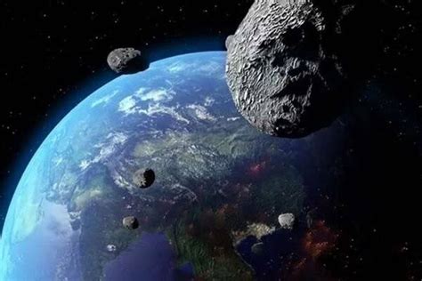 An Asteroid The Size Of The Eiffel Tower Will Hurry Up To Earth