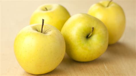 The Best Apple Varieties For Juicing And Some To Avoid