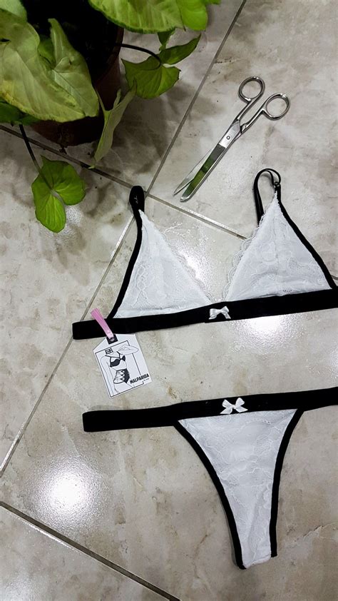 Conjunto de corpiño triangulo con tangaless Bikinis Swimwear Thong