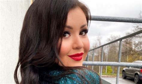 Hot Sexy Diandra Flores Bikini Pics