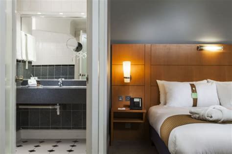 Holiday Inn LONDON - SUTTON Hotel (Sutton) from £58 | lastminute.com