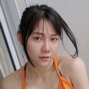 Foxylauragirl Nude OnlyFans Leaks