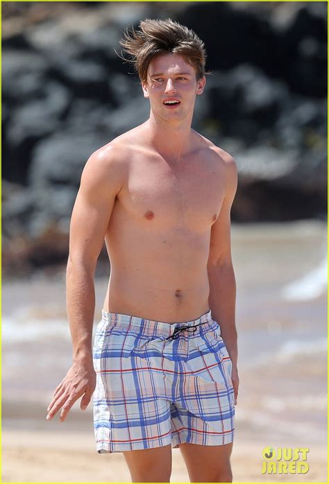 Photo Shirtless Patrick Schwarzenegger Kissing Taylor Burns 09 Photo 2839373 Just Jared