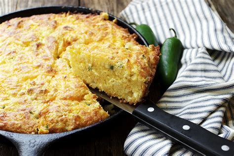 Moist Jalapeno And Cheese Skillet Cornbread Seasons And Suppers