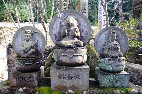 Download Japanese Trimurti All Hindu Gods Statues Wallpaper ...