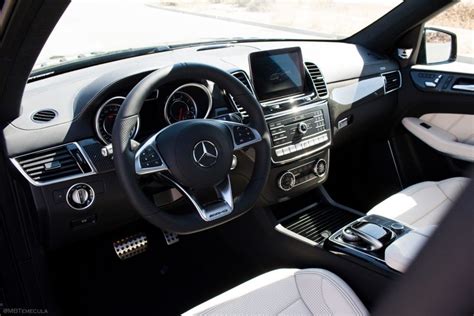 The Suv With 3 Rows Of Luxury You Need Mercedes Benz Of Temecula