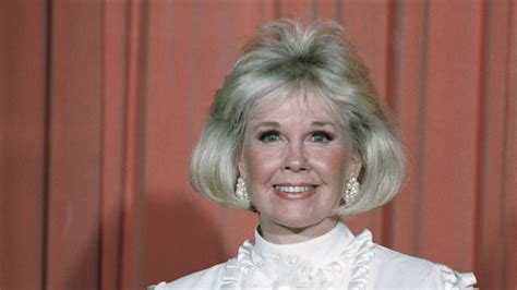 Legendary actress and singer Doris Day dead at 97 | MPR News