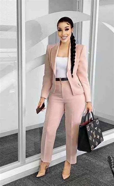 Pin By Kary Orbea On Outfits In Stylish Work Attire Fashionable