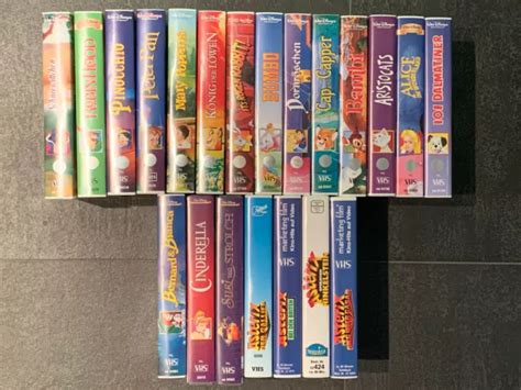 17 WALT DISNEYS VHS Klassiker Meisterwerke Sowie 4 Asterix Filme EUR