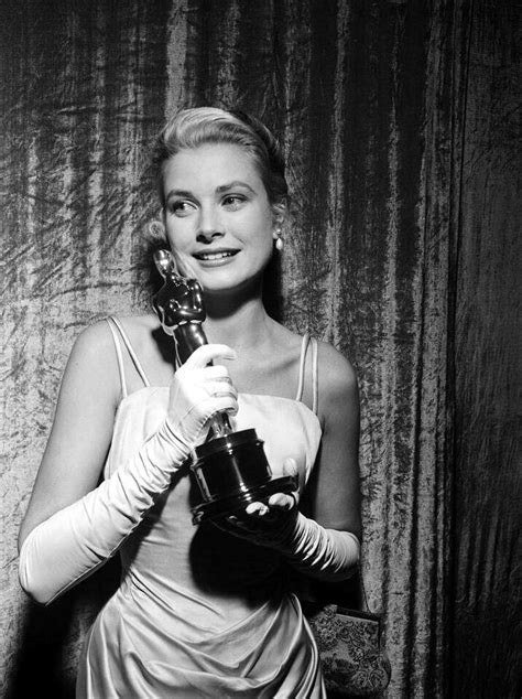 Grace Kelly At The 27th Academy Awards Where She Won Best Actress For