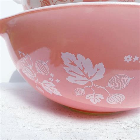 Vintage Pyrex Pink Gooseberry Cinderella Bowl Set Etsy