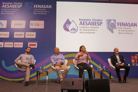 34 Encontro Técnico AESabesp Fenasan 2023 sala lotada