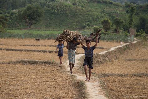 Daily Life of the Rohingya - MOAS