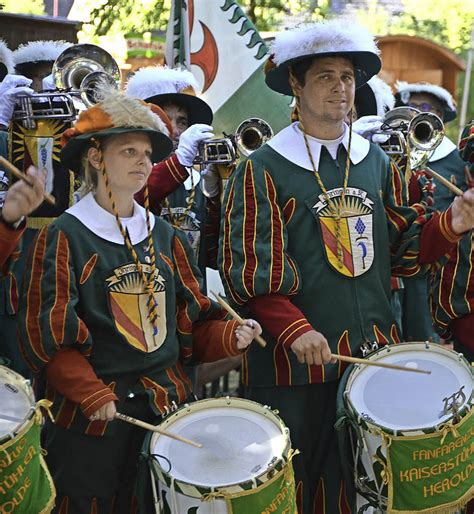 Bz Online Bilder Vom Weinfest Infobox Badische Zeitung