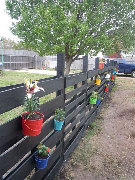 Pallets garden, Backyard fences, Wood pallet fence