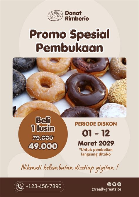 halaman  gratis contoh poster penjualan keren canva